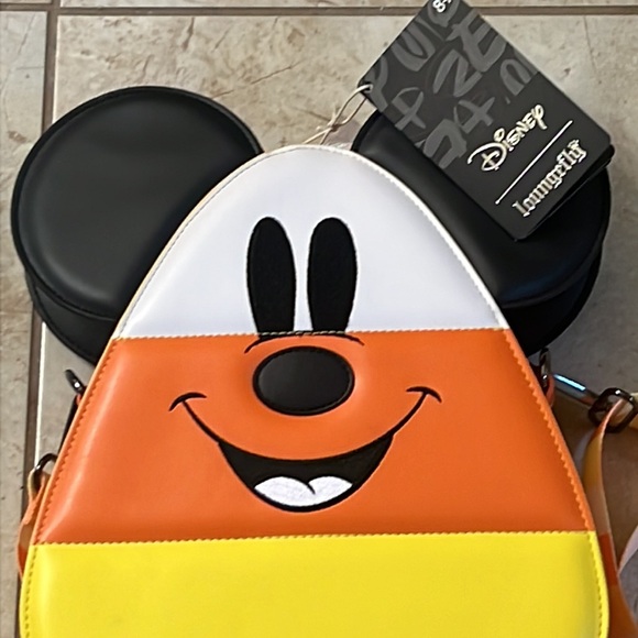 NWT Disney Mickey and Minnie Candy Corn Lounge Fly Crossbody. - Picture 2 of 6